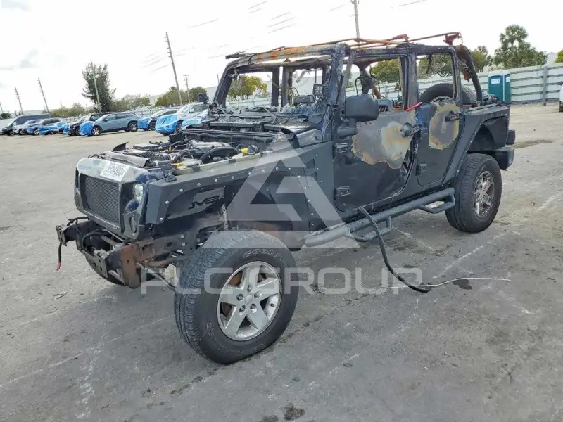2014 Jeep WRANGLER фото