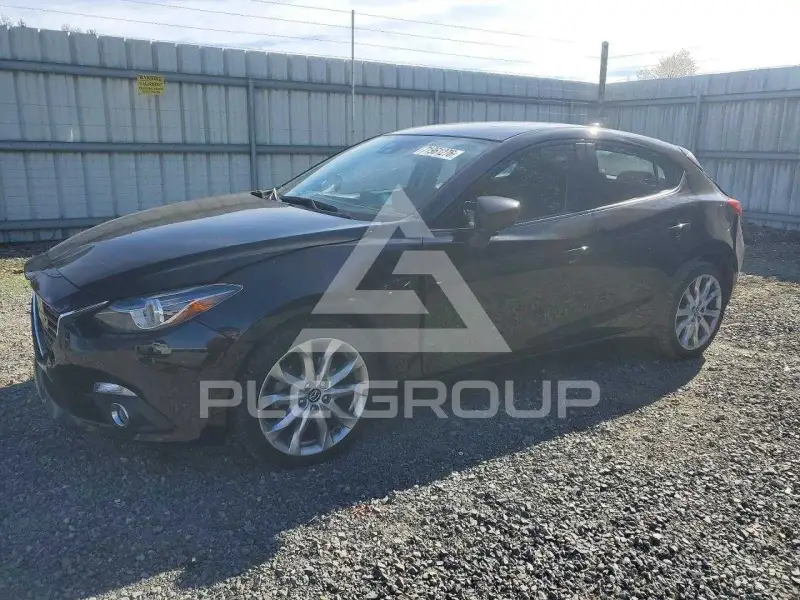 2014 Mazda 3 photo