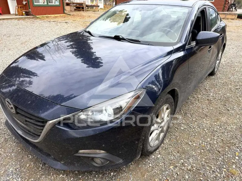 2014 Mazda 3 photo