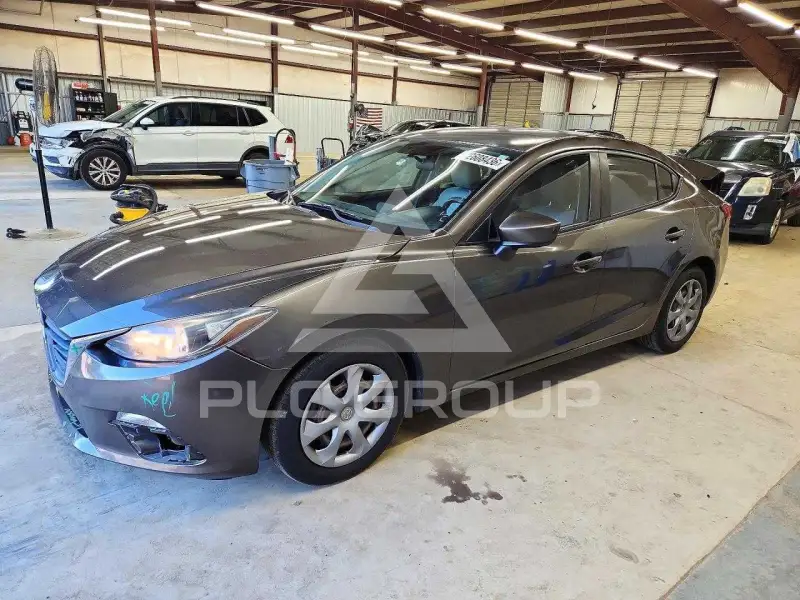 2014 Mazda 3 photo