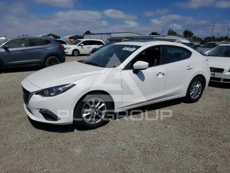2014 Mazda 3 photo