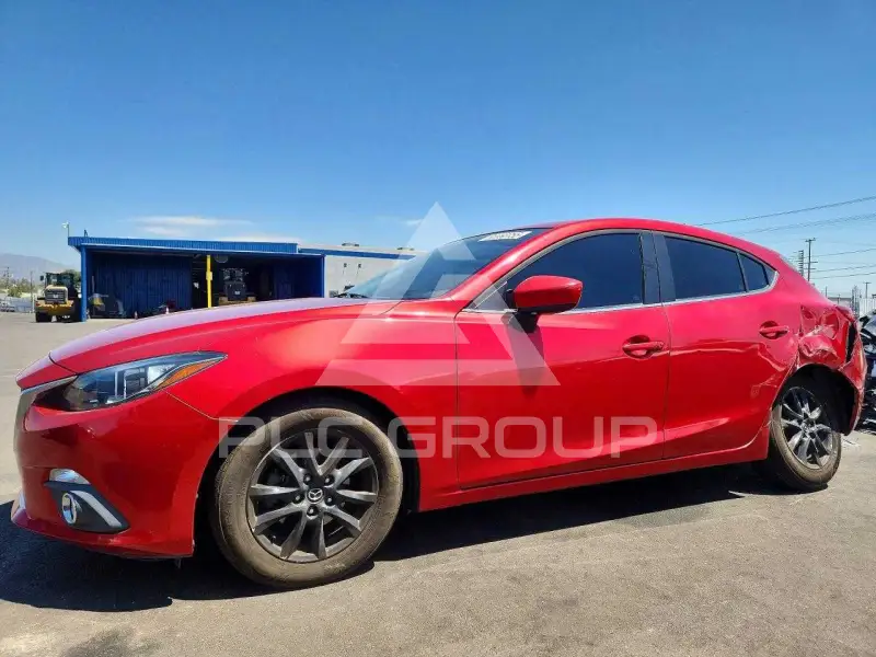 2014 Mazda 3 photo