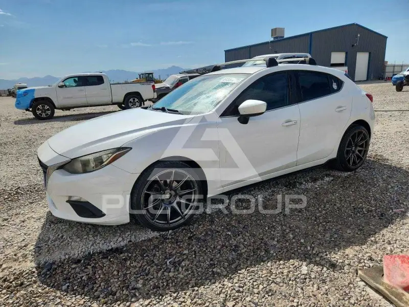 2014 Mazda 3 photo