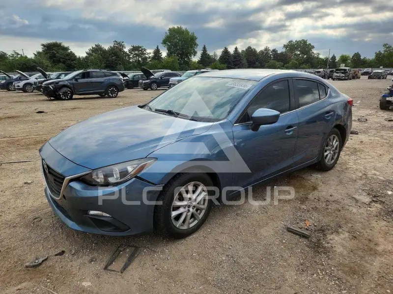 2014 Mazda 3 photo