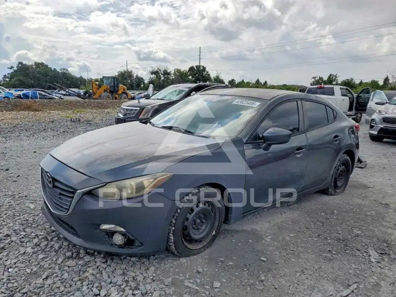 2014 Mazda 3 photo