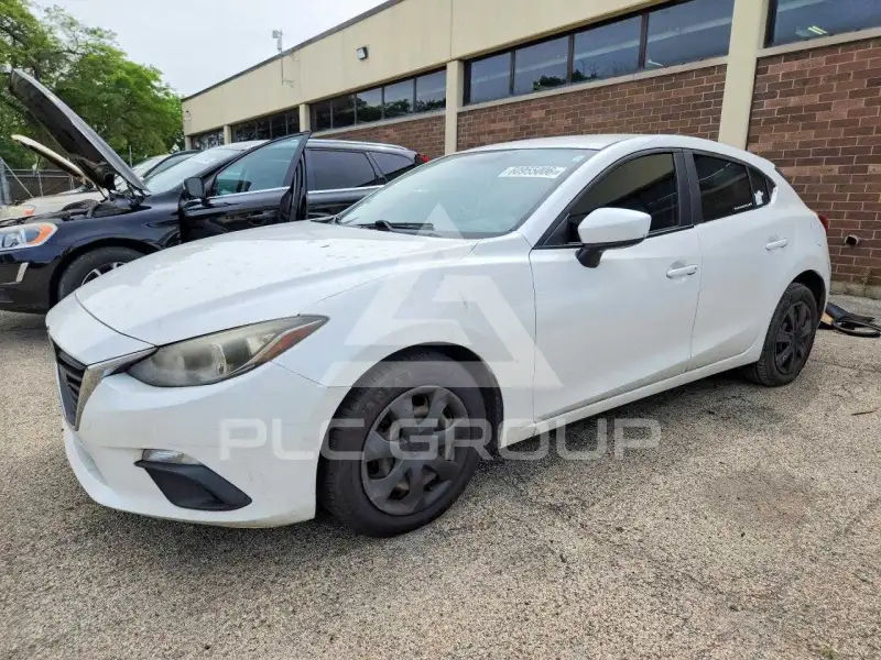 2014 Mazda 3 photo