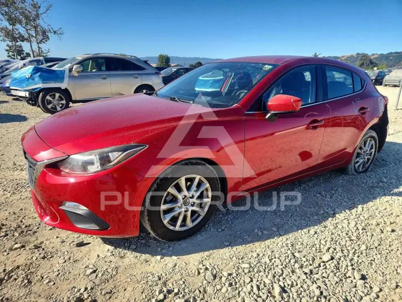 2014 Mazda 3 photo
