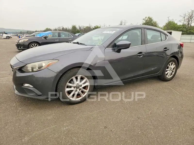2014 Mazda 3 photo