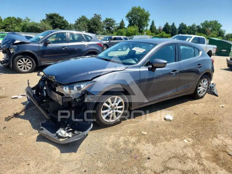 2014 Mazda 3 photo