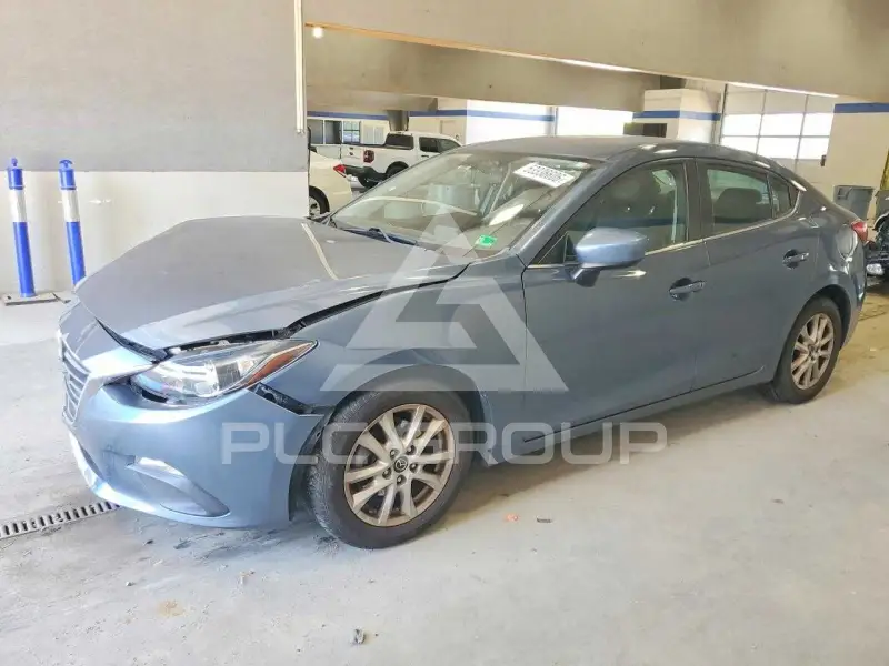 2014 Mazda 3 photo
