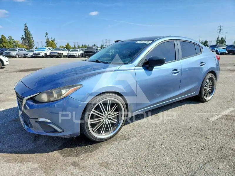 2014 Mazda 3 photo