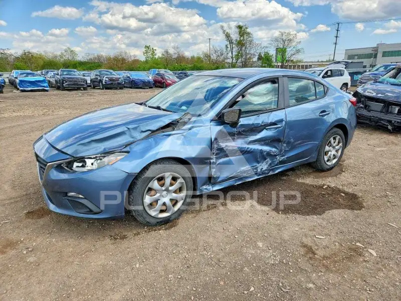 2014 Mazda 3 photo