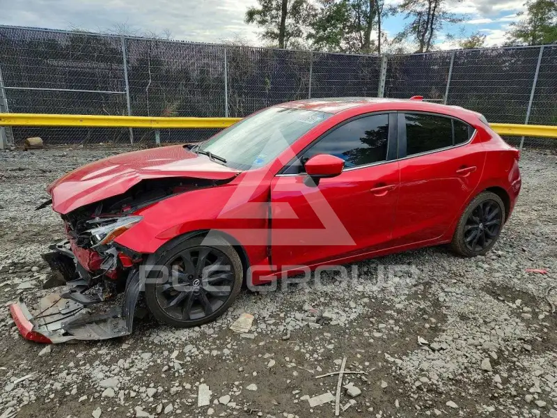 2014 Mazda 3 photo