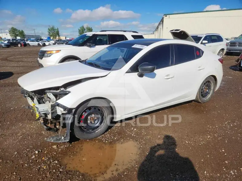2014 Mazda 3 photo