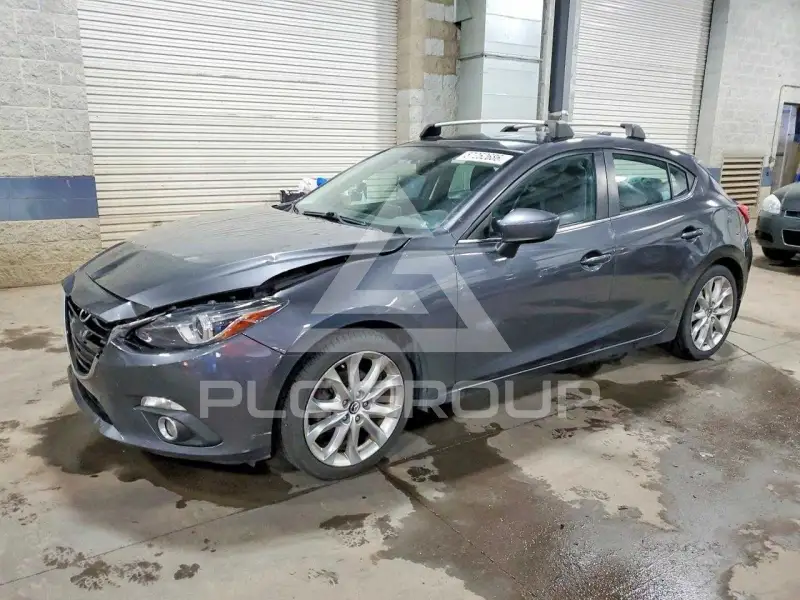 2014 Mazda 3 photo