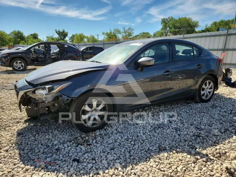 2014 Mazda 3 photo