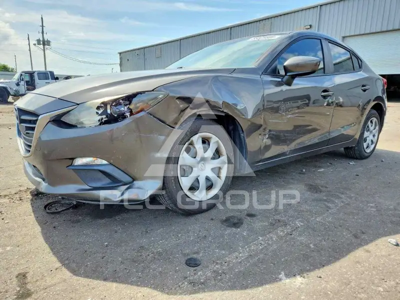 2014 Mazda 3 photo