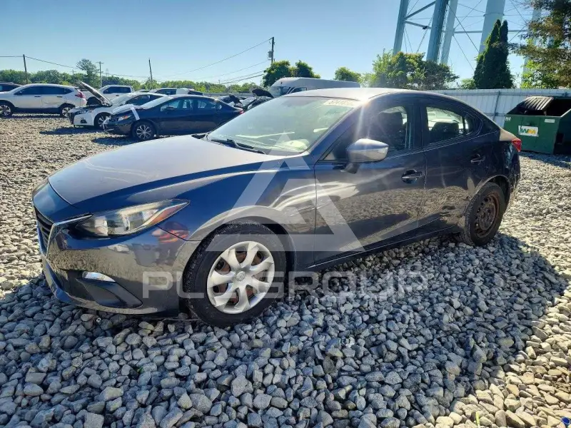 2014 Mazda 3 photo