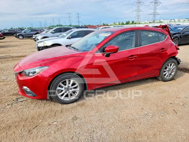 2014 Mazda 3 photo