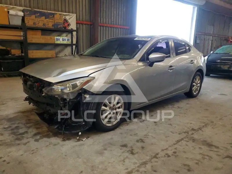 2014 Mazda 3 photo