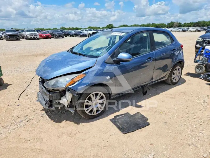 2014 Mazda 2 фото