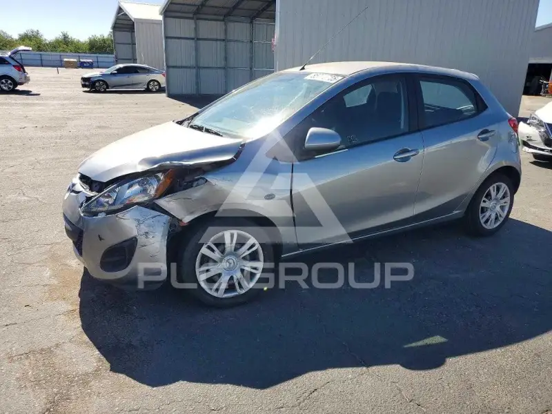 2014 Mazda 2 (Demio) фото