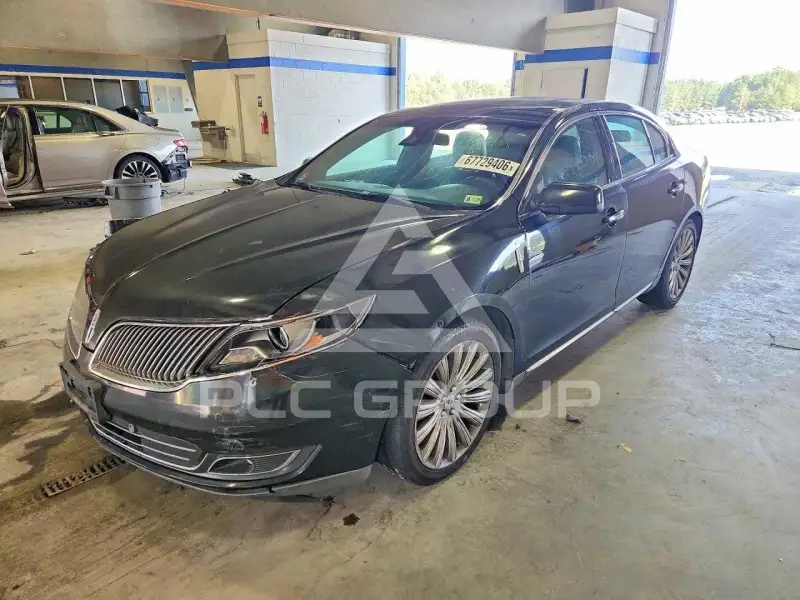 2014 Lincoln MKS photo