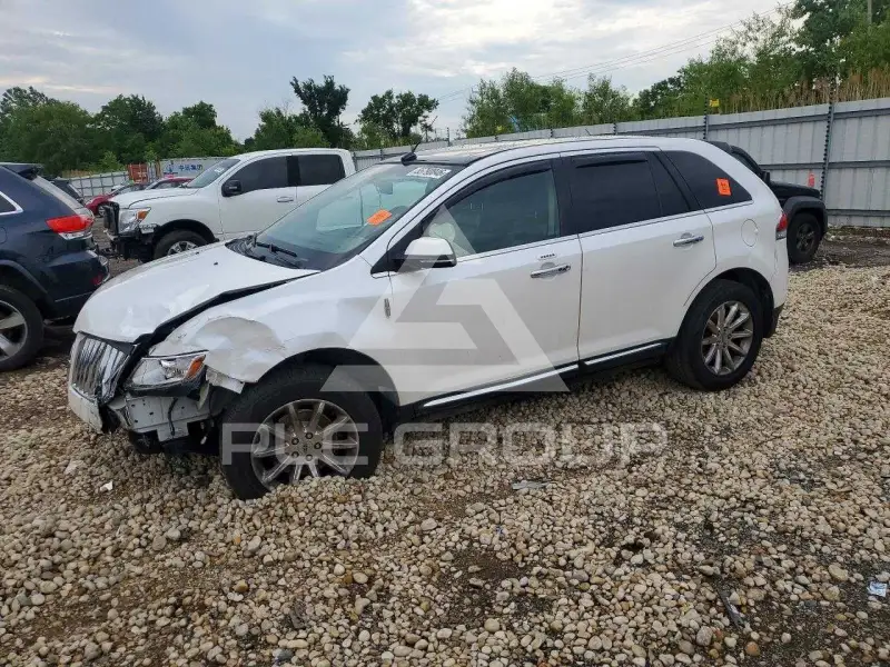 2014 Lincoln MKX photo