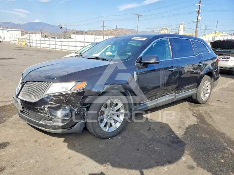 2014 Lincoln MKT фото