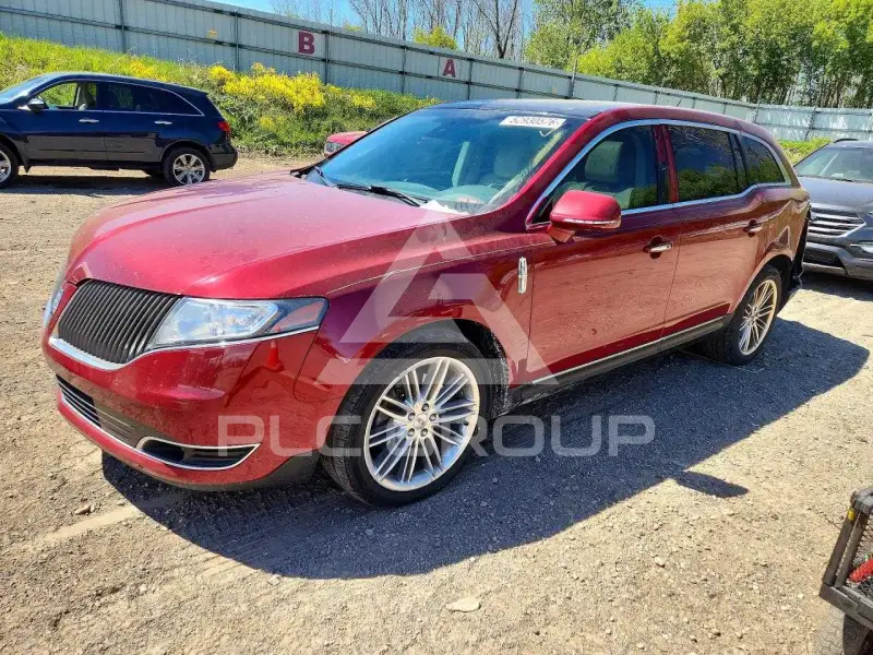 2014 Lincoln MKT фото