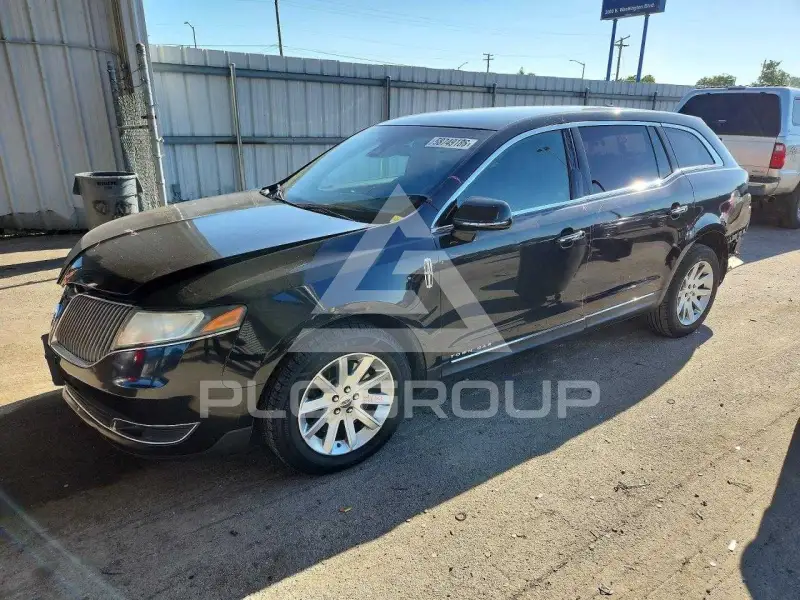 2014 Lincoln MKT фото
