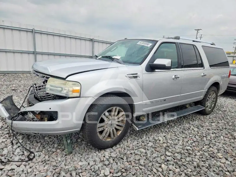 2014 Lincoln NAVIGATOR фото