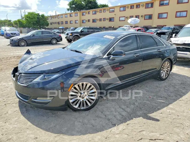 2014 Lincoln MKZ photo