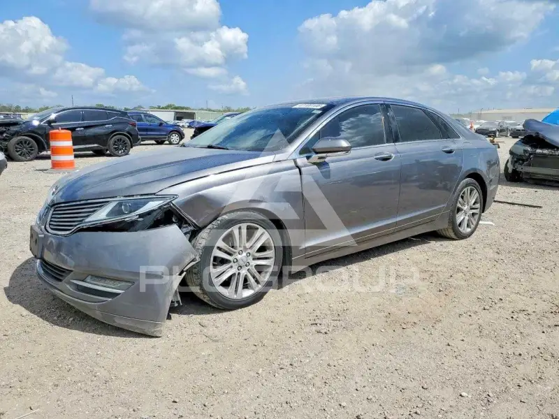 2014 Lincoln MKZ photo