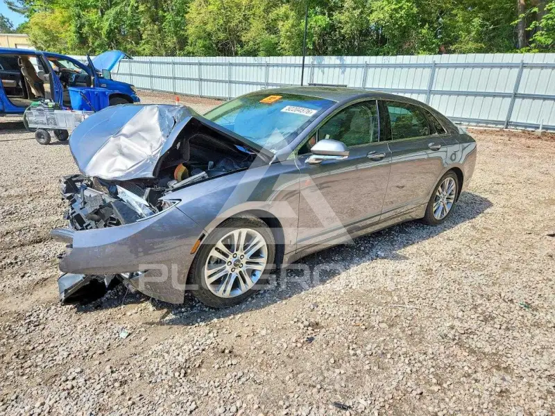 2014 Lincoln MKZ photo