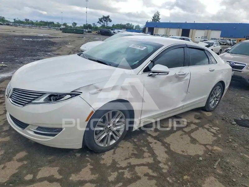2014 Lincoln MKZ photo