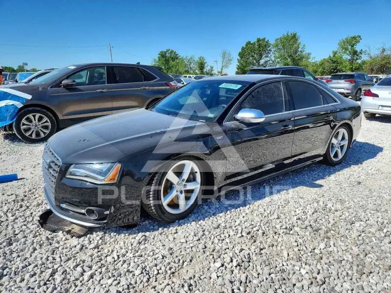 2014 Audi S8 photo