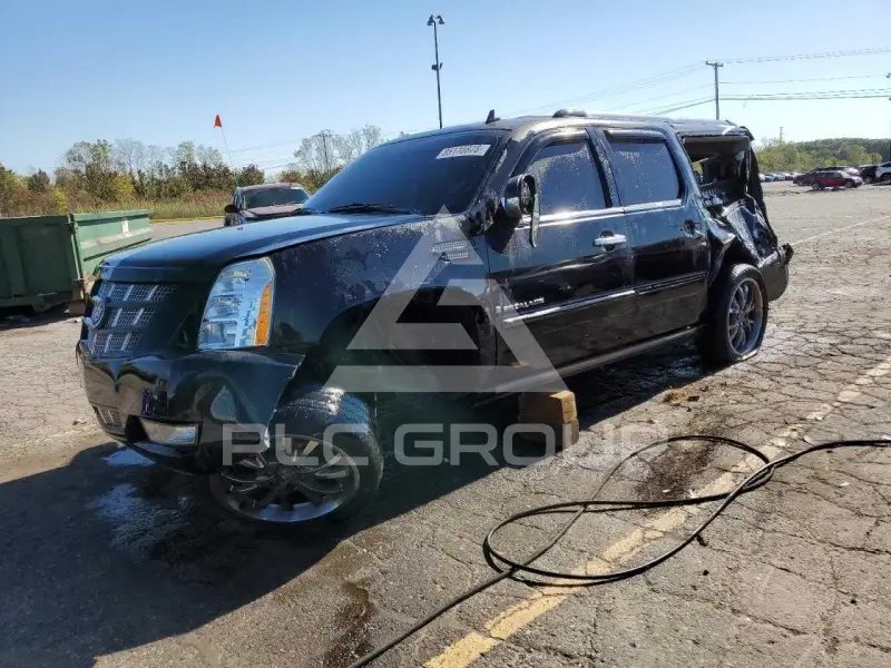 2014 Cadillac ESCALADE photo