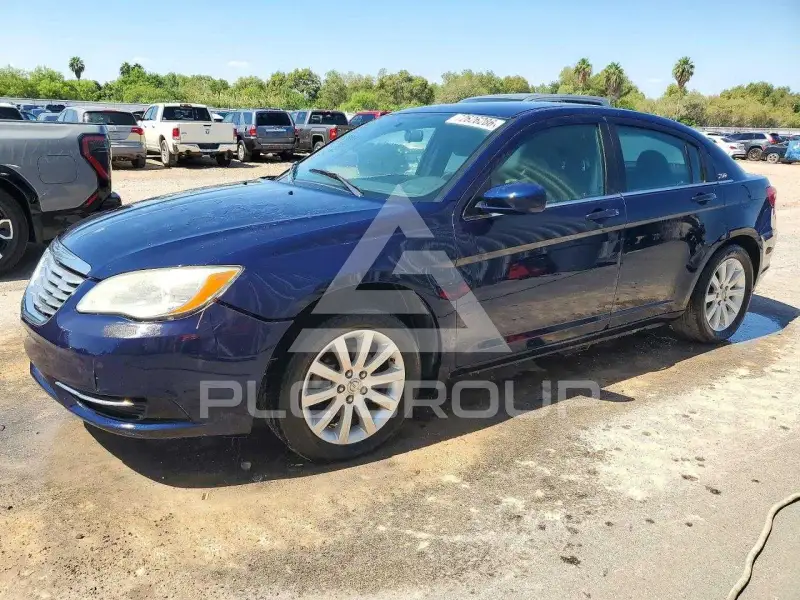 2014 Chrysler 200 photo