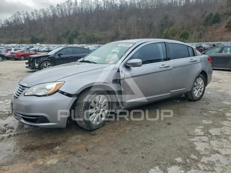 2014 Chrysler 200 фото