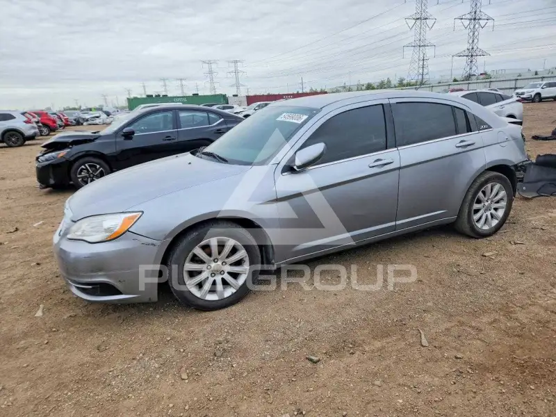 2014 Chrysler 200 фото