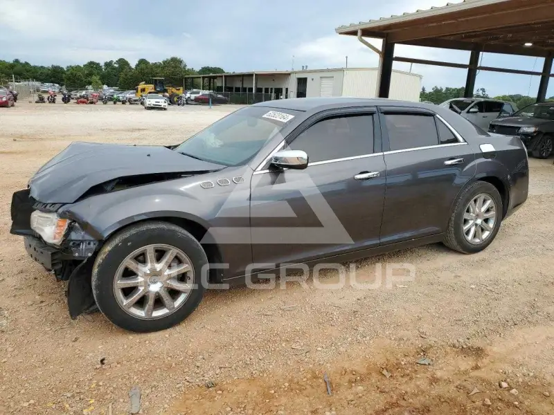 2014 Chrysler 300 фото