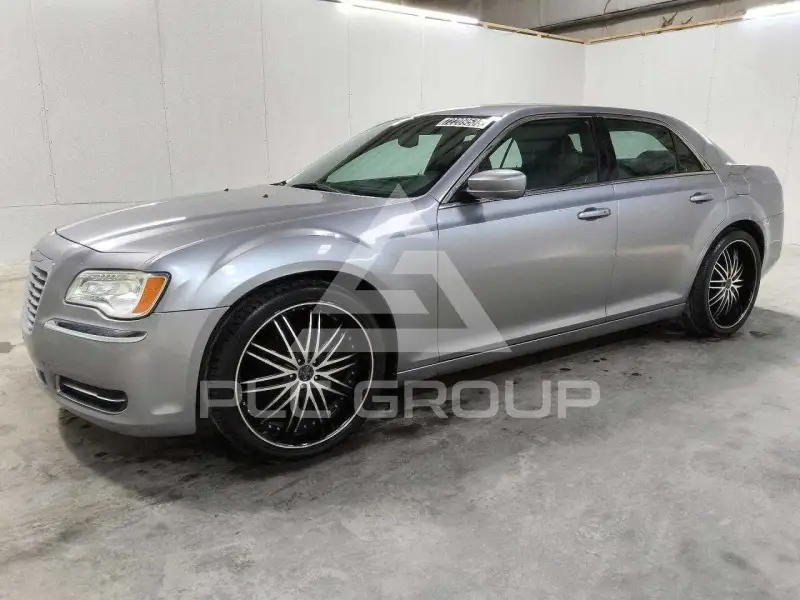 2014 Chrysler 300 фото