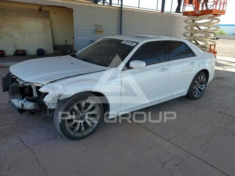 2014 Chrysler 300 photo