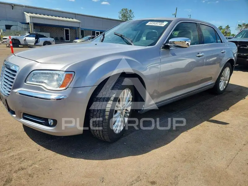 2014 Chrysler 300 фото