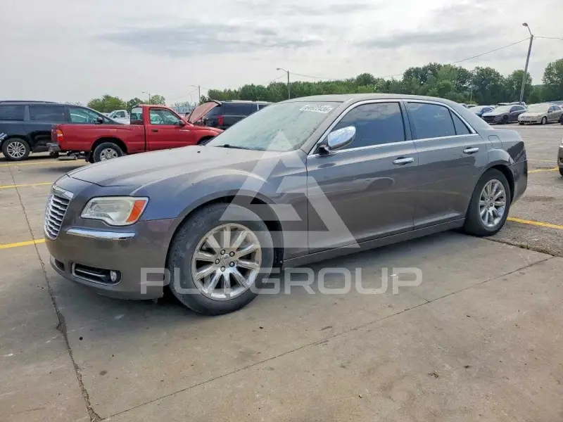 2014 Chrysler 300 фото
