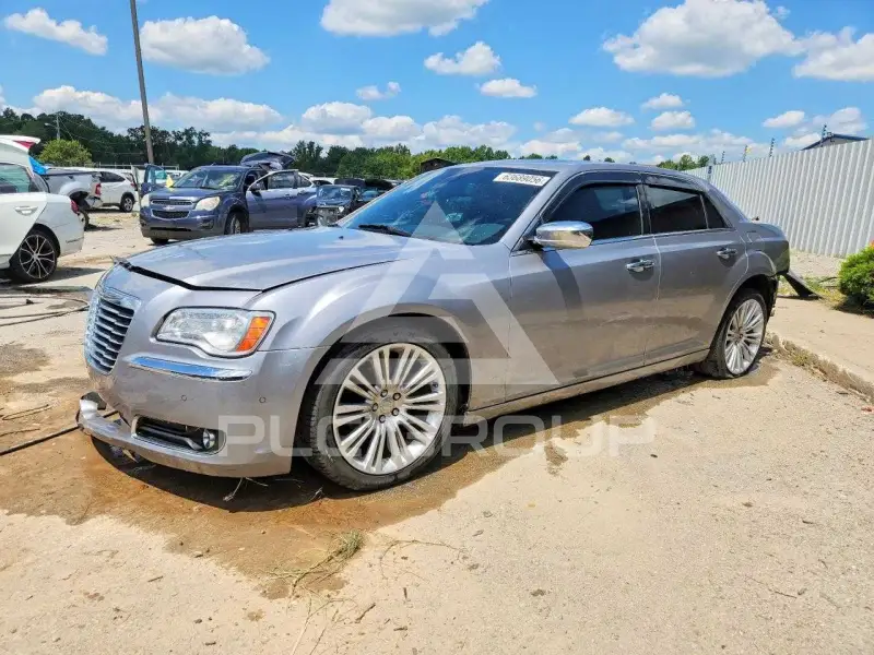 2014 Chrysler 300 фото