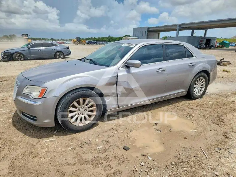 2014 Chrysler 300 фото