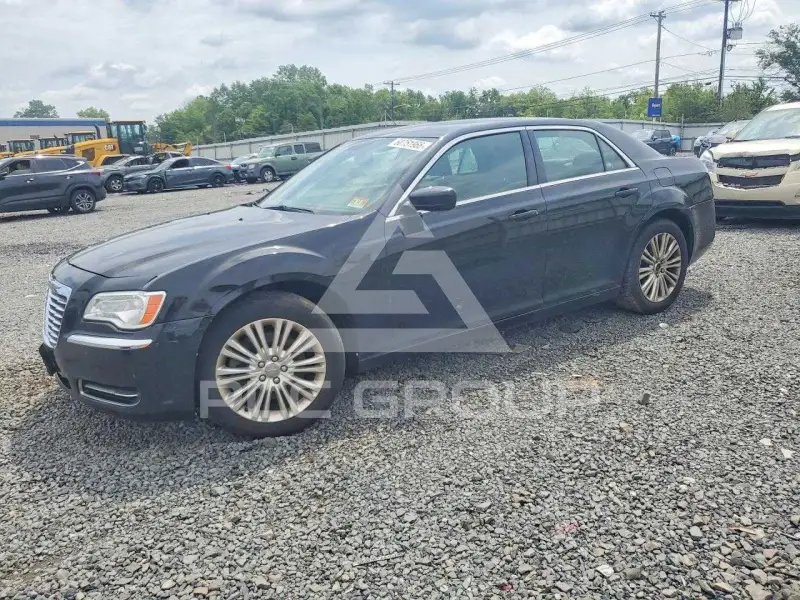 2014 Chrysler 300 фото