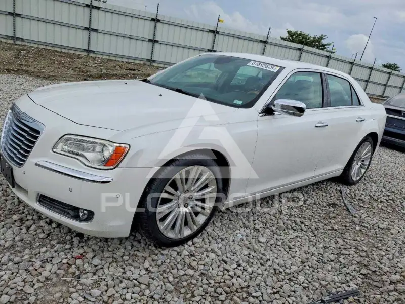 2014 Chrysler 300 фото